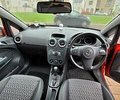 2012 Opel corsa