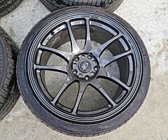 18" x 9.5" ROTA TORQUES 5x114.3