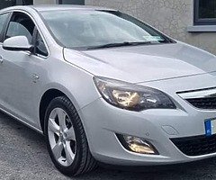 2011 OPEL ASTRA 1.4 PETROL 5 SPEED MANUAL NCT JULY 2023 TAXED JUNE 2022