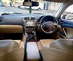 Lexus is 220 - Image 6/7