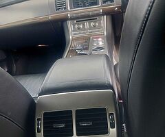 2011 Jaguar XF - Image 4/10