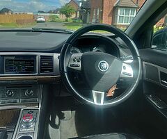 2011 Jaguar XF - Image 8/10