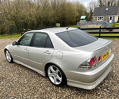 2001 Lexus IS 200 - Image 7/10