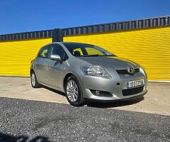 Toyota Auris Luna