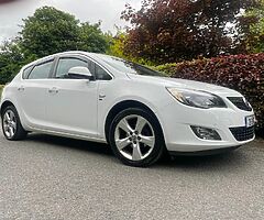 12 Vauxhall Astra SRI