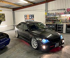 Lexus Is200 - Image 5/10