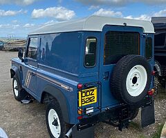 1903 Land Rover Defender