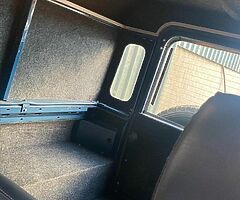1903 Land Rover Defender - Image 8/10