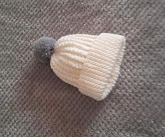 Hand knitted items for sale - Image 5/9