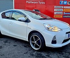 Toyota Aqua Hybrid 1.5 - Image 8/8