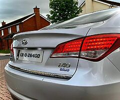 2013 Hyundai i40 1.7crdi diesel 
bluedrive
6 speed manual 
Nct 7/2023✅
Tax 6/2022✅ - Image 6/10