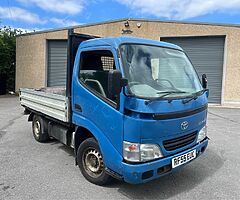 2005 Toyota Dyna D4D