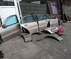 Mersedes E200 petrol parts