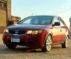 كيا سيراتو ٢٠١١ اوتوماتيك الفتيس الجديد ٦غيار ايرباج وطاره مالتى وجنوط فابريكا ماعدا حزام - Image 8/10