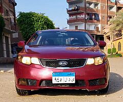 كيا سيراتو ٢٠١١ اوتوماتيك الفتيس الجديد ٦غيار ايرباج وطاره مالتى وجنوط فابريكا ماعدا حزام - Image 9/10