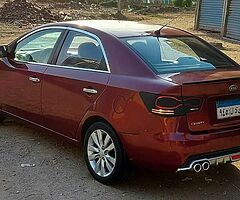 كيا سيراتو ٢٠١١ اوتوماتيك الفتيس الجديد ٦غيار ايرباج وطاره مالتى وجنوط فابريكا ماعدا حزام - Image 10/10