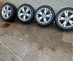 Audi vw 17inch genuine alloy wheels with good tyres for sale