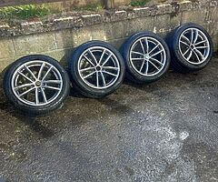Bmw g30 18inch 5x112 genuine alloy wheels with good tyres for sale - Image 4/4