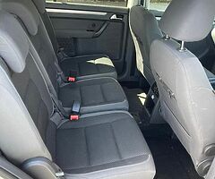 Volkswagen Touran 2010 diesel 7 seater - Image 10/10