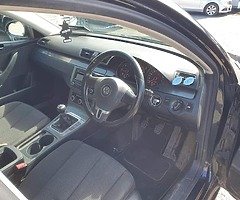 VW PASSAT 1.6 TDI  SALOON MAN  2010 €4,500 @ REDDY 2 DRIVE LTD - Image 6/10