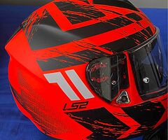 Motorcycle clothing - Image 8/10
