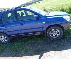 Kia sporttage  06 2.0 diesel