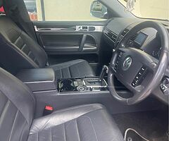 2010 Volkswagen Touareg - Image 9/10