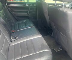 2010 Volkswagen Touareg - Image 10/10