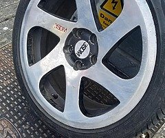 Genuine 18inch 3sdm alloys