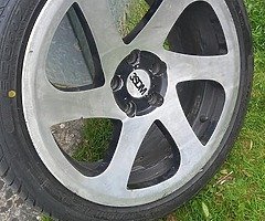 Genuine 18inch 3sdm alloys
