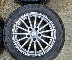 MB C200 genuine 16" alloys 2016 excellent conditio - Image 5/5