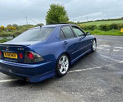 2002 Lexus IS 200 - Image 6/10