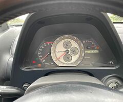 2002 Lexus IS 200 - Image 8/10