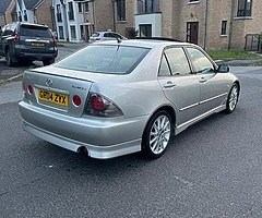 2004 Lexus IS 200