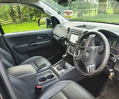 2015 Volkswagen Amarok - Image 4/10
