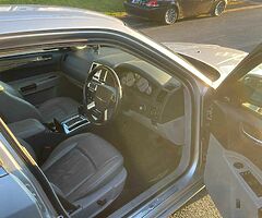 2007 Chrysler 300 - Image 4/9