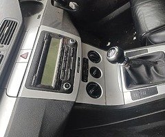2009 VW PASSAT 1.9 TDI COMFORT LINE - Image 5/8