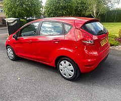 2012 Ford Fiesta - Image 4/10