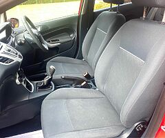 2012 Ford Fiesta - Image 9/10
