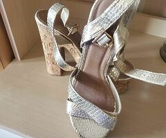 High shoes