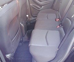 Mazda axela hybrid - Image 5/10
