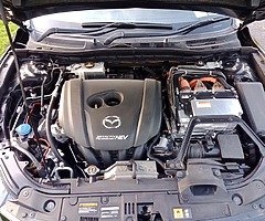 Mazda axela hybrid - Image 6/10