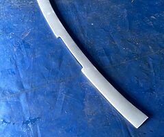 B6 Passat roof spoiler