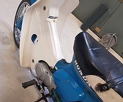 Honda c70 1982