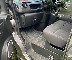 Opel vivaro - Image 9/10