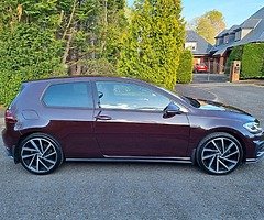2017 Volkswagen Golf - Image 4/10