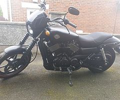 Harley Davidson street 750
