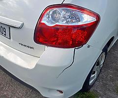 Toyota auris