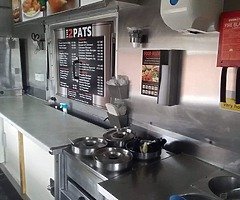 Mobile catering chip van (trading licence optional) - Image 3/8