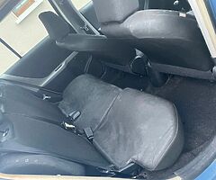2009 Toyota Yaris - Image 8/10